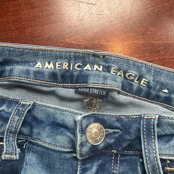 AMERICAN EAGLE Two Tone Super Stretch Hi-Rise Jegging Crop Raw Hem Jeans Size 4 - Picture 9 of 15